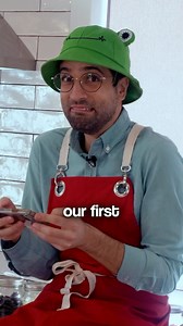 Bucket Hat cake take 2? Link in bio. . . . Video by @dwcomedy and @zoebkanters . . . #cake #cakes #cakedecorating #cakedecoratingvideos #cakesofinstagram #cakedesign #isitcake #jonnycakes #youtube | Jonnycakes