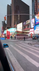 Come along on a taxi ride over Times Square! | New York - NewYork.co.uk