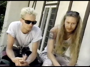 Singles (1992 MTV mini documentary) feat. Alice In Chains, Pearl Jam and Soundgarden