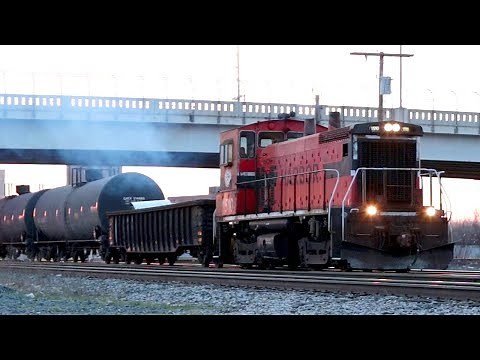 IHB SW1500 throttles up lugging 65 cars + the NS bottle train with molten iron