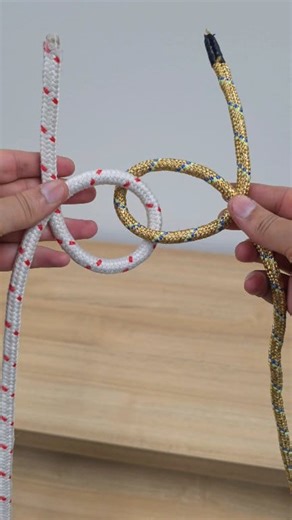 Master the "Alpine Butterfly Bend" Knot in Seconds. The Alpine Butterfly Bend is an essential knot for climbers, campers, and rescue workers. Learn how to tie it fast with this easy tutorial. ✅️ Perfect for: ✔️ Rock climbing ✔️ Camping & hiking ✔️ Emergency rope work 👍 Like, comment, and share with someone who needs to learn this essential rope skill. #knot #OutdoorSkills #magicknots #climbinglife #ropework #alpinebutterflybend #survivalskills #campinghacks #ReelLearning | Magic Knots