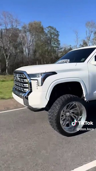 Exploring the Toyota Tundra 1794 Edition Features