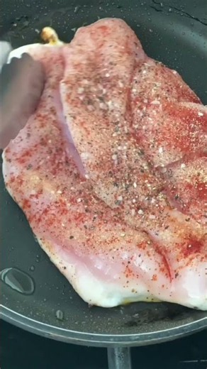 The EASIEST Way to Make Juicy Chicken Breast | how to cook chicken #shorts #shortsfeed