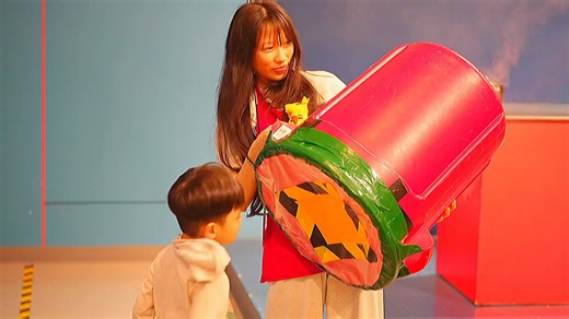 GNMC Kids visited the New York Hall of Science and had an exciting day of learning and discovery. Through hands-on exhibits and interactive experiences, our children explored scientific concepts with curiosity and joy. This trip was more than just learning facts — it was a time to ask questions, think creatively, and learn together with friends. Seeing their eyes light up and hearing their thoughtful questions reminded us how powerful experiential learning can be. We hope this experience inspire