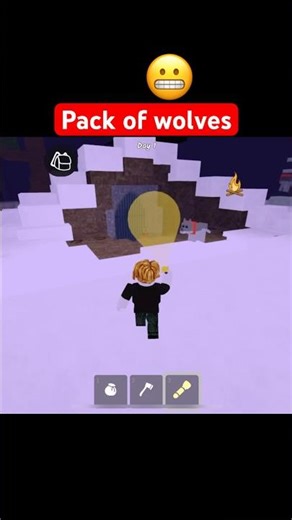 I'm running away from a pack of wolves in the forest😱🥵#roblox #robloxshorts #robloxedit