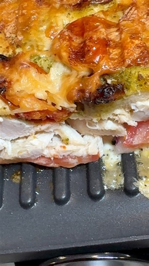 82K views · 576 reactions | Yall won’t believe how easy it is to make Panera Bread’s Frontega Chicken Sandwich. Will drop the tutorial soon! Make sure to follow You Can Make that Sh*t at Home Series #asmr #panerabread #athome | Spilling the Sweet Tea | Facebook