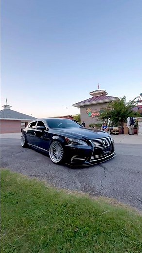 Infamous Society Larry’s VIP Lexus LS 460 L | SouthernFresh #vipstyle #lexus #ls460 #bagged #lexusls