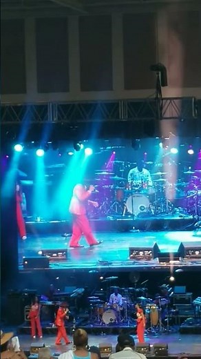 The SOS Band performs "Weekend Girl" #atl #concert #livemusic #SOSBand #music