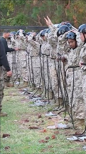 USMC Boot Camp : Learning to Rappel the Marine Corps Way.