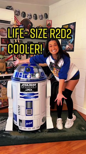 Life-Size R2D2 Cooler Unboxing & Review
