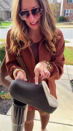 Crocs Dylan Lined Platforms Review – Women's Cozy Faux Shearling Platform Clogs