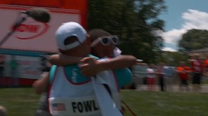 Watch Rickie Fowler help unite a sergeant with his kids after a four-year absence