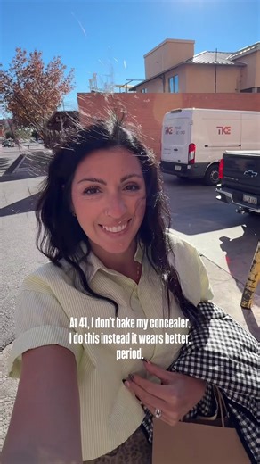 At 41, I’ve learned that less powder under the eyes = a more hydrated, smooth, and natural finish. Instead of packing it on, I dust off the excess in my palm to prime the brush, then gently press in just enough to set. No creasing, no caking. Just a soft set that lasts. This little tweak has made a big difference in how my makeup wears throughout the day, especially on skin that’s earned a few fine lines 😉 If you’re over 35 and looking for everyday makeup that actually works for your skin, not 