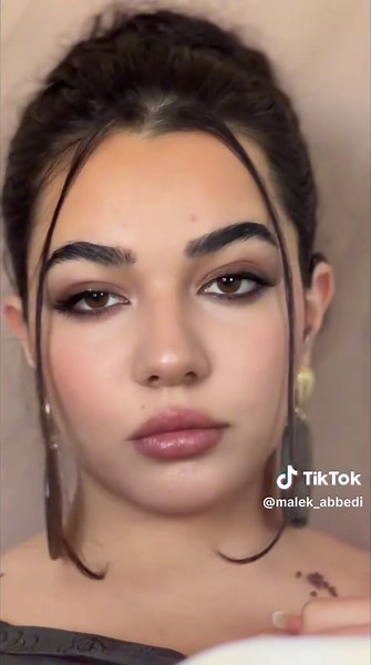 Monica Bellucci Makeup Tutorial in Celebrity Series