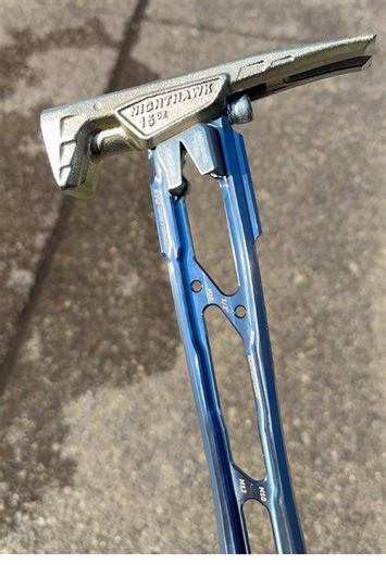 Versatile Hammer Features for Framing Projects