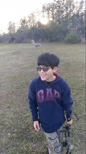 Barnett Vortex Youth compound bow, 19 to 45 pounds. 3d Shooter Buck