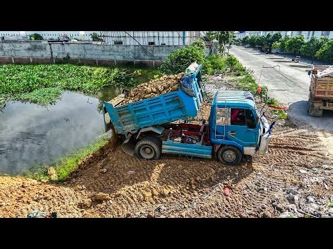 New Project Starts with Power! Dozer D20 Pushes Tons of Stone into Dirty Flooded Pond