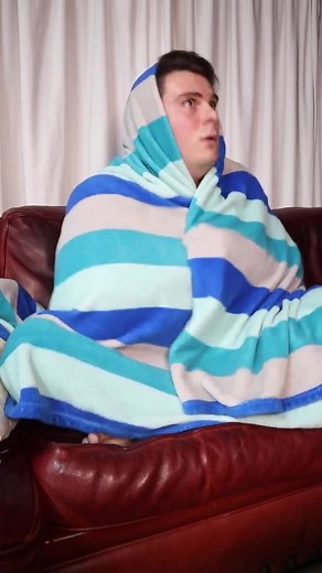 Going to the bathroom after watching a scary movie. #fyp #foryou #scarymovies #relatable