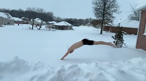 Senior Carson Neidig took on the snow swim challenge with an impressive dive! 👏🏻🏊🏻‍♂️🥶 | Gibson Southern High School Swim Team