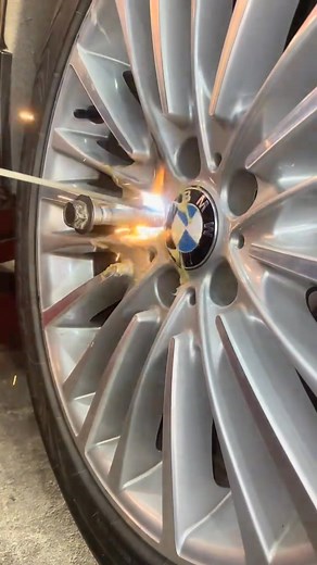 Wheel locker nut abd bolt remover#usatilktok🇺🇸 #DIY #automotive #tipsandtricks #mechanic | carautomotive3