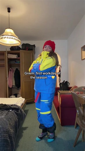 Grwm for the first workday of the season! #kiki #skiing #skiteacher #skileraar #hinterglemm