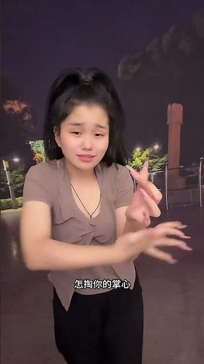 Untie the Knot Finger Dance Emotional Storytelling by Fengbao Finger Tutting & Dance