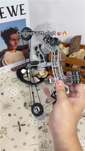 Cool mini compound bow for Christmas #lwk9213tts3503 #TikTokShopBlackFriday #TikTokShopCyberMonday #spotlightfinds