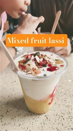 refreshing mixed fruit lassi and dry fruits lassi 😋🍉🍑🍓🍒 #viralvideo