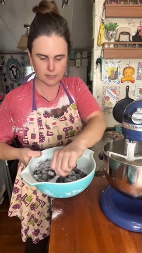 I’m making a double batch of my Blueberry Muffins this morning. This has been my go recipe for over 20 years now! I’ll put the 🔗 to the printable recipe in the comments! | Mrs Happy Homemaker