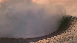 By day, he operates cranes. By dawn, he chases waves. Meet Shane Ackerman, the bodyboarder who proves passion isn't measured in dollars. Experience freedom and beyond at #Ocean25FilmFest 🌊 Tickets available at OceanFilmFestival.com.au, find a screening near you! 👉 https://oceanfilmfestivalaustralia.com.au/tickets/ #BodyboardLife #ChaseTheWaves #PureFreedom #OceanObsession #RideOrDie #SaltwaterSoul #ExtremePassion #WaveRider #NoLimits #OceanFilmFestival | Ocean Film Festival Australia