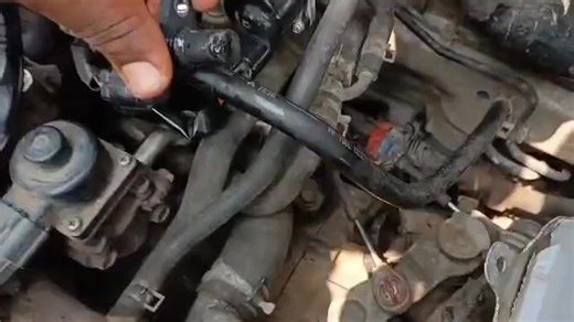 Capteur arbre à cames endommagé par la limaille de fer contenue dans l'huile moteur, si tu souhaites connaître davantage inscris-toi maintenant en ligne ou presentielle Au CFP mecatronique Duvalier automobile . Les inscriptions se poursuivent tous les jours ouvrables. Contactez nous via WhatsApp au 00237 673083933 | Duvalier automobile