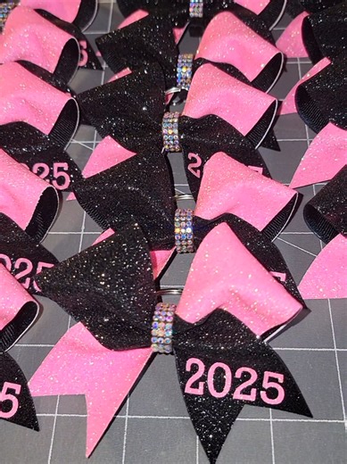 Create Fun Key Chain Bows for Cheer Teams