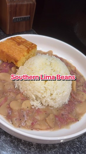 Southern Lima Beans #chubby_hoochie #fyp #cookwithme #limabeans #soulfood
