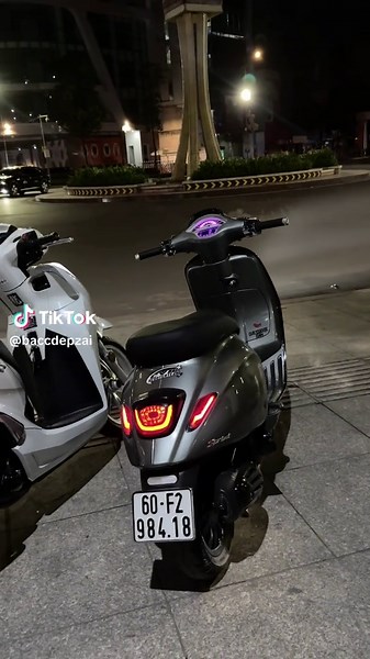 Vespa Sprint 2013: A Look at the Iconic Scooter