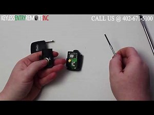 How to replace the battery in the remote control key of an Audi A4
