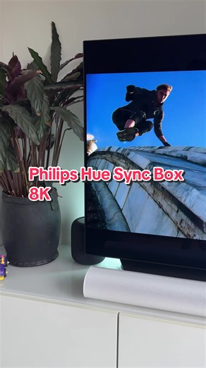 Philips Hue Sync Box 8K - Advanced Technology for Seamless Integration