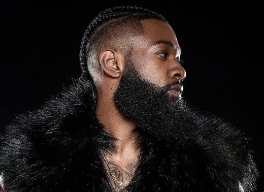 Viral video shows baby left on singer Sammie’s porch in freezing cold — mother breaks silence