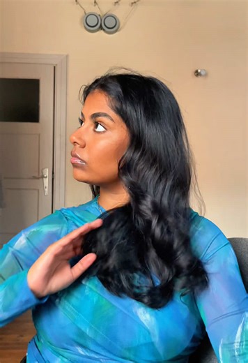 Achieve an Overnight Heatless Blowout Hairstyle