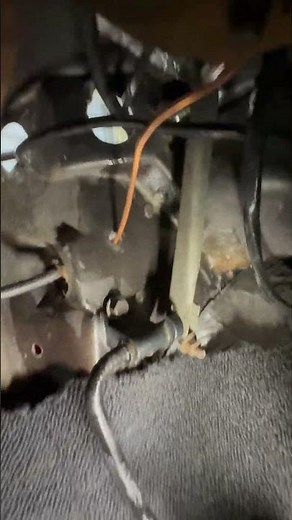 Lokar throttle cable on 1969 corvette stingray