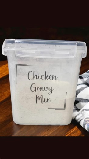 Chicken Gravy Mix #PantryMix #DryMix #Gravy #gravymixes | This Old Baker