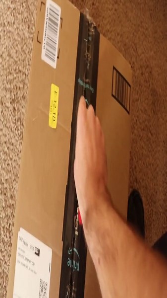 Compare Keychron K1 vs Kinesis Freestyle Pro: Best ergonomic mechanical keyboards 2023