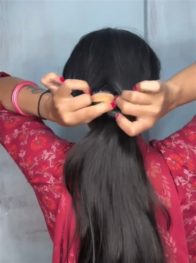 Stylish Hairdos for Glasses Wearers