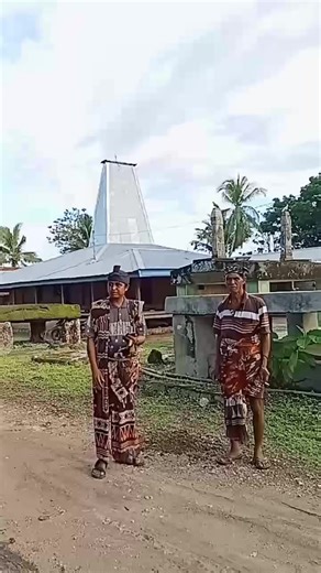 Lagu sumba timur Makna lagu tentang nasihat untuk hidup yang berguna | Enos Nggaba Karimu