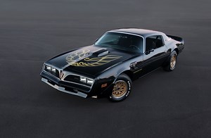 1978 Pontiac Trans Am - Blackened Gold Bird