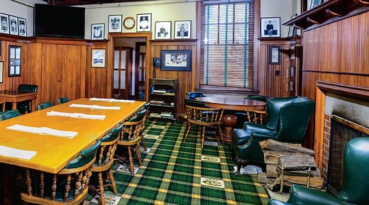 Coolest spots in golf: Inside Oakmont Country Club's ultra-exclusive Swat room
