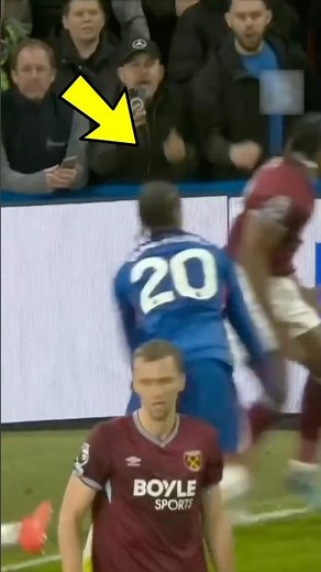 João Pedro faced Adama Traoré