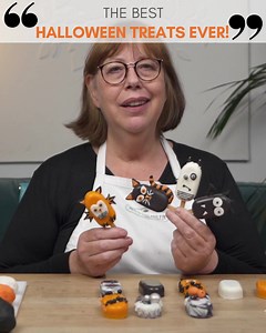 What if I told you that you could make these boo-tiful treats, right in your own kitchen? 👻 🎃 You could involve your favorite little goblins from start to finish, too! No hocus-pocus required. 🔮 This is a spell ANY witch can cast… 🪄 🧛‍♀️ That’s why I’m practically shivering with excitement to offer you… The fail-proof, step-by-step course & recipe bundle for anyone who wants to create scream-worthy cakesicles at home… just in time for Halloween. 🦇 Perfect for loved ones, bake sales, partie
