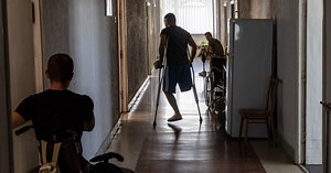 Amputee Ukrainian soldiers prepare for return to war