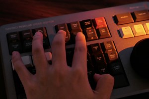 Deadline救星？Speed Editor剪辑键盘实战测评