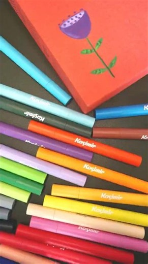 Decorate your bibles with acrylic markers 🌷🖍️